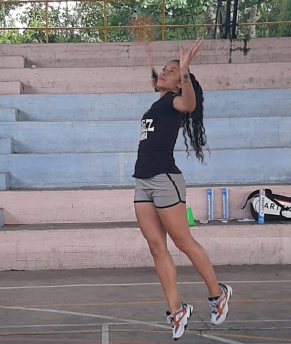 MARÍA YULIETH PÉREZ TANGARIFE BUSCA UN CUPO PARA LOS JUEGOS PANAMERICANOS DE LA JUVENTUD EN LA DISCIPLINA DE BÁDMINTON 🏸
