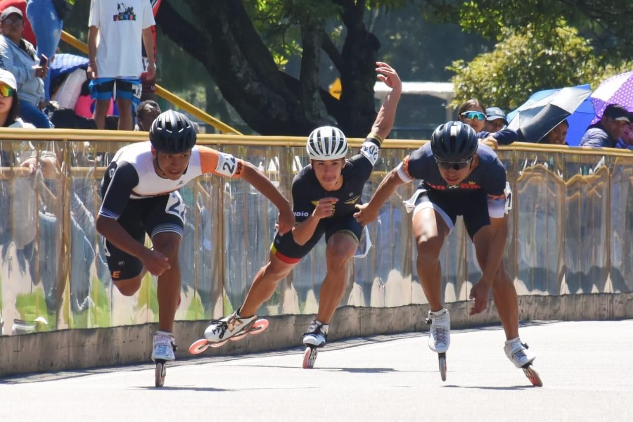 PATINADORES ‘SALVAVIDAS’ SE DESTACAN EN VÁLIDA NACIONAL