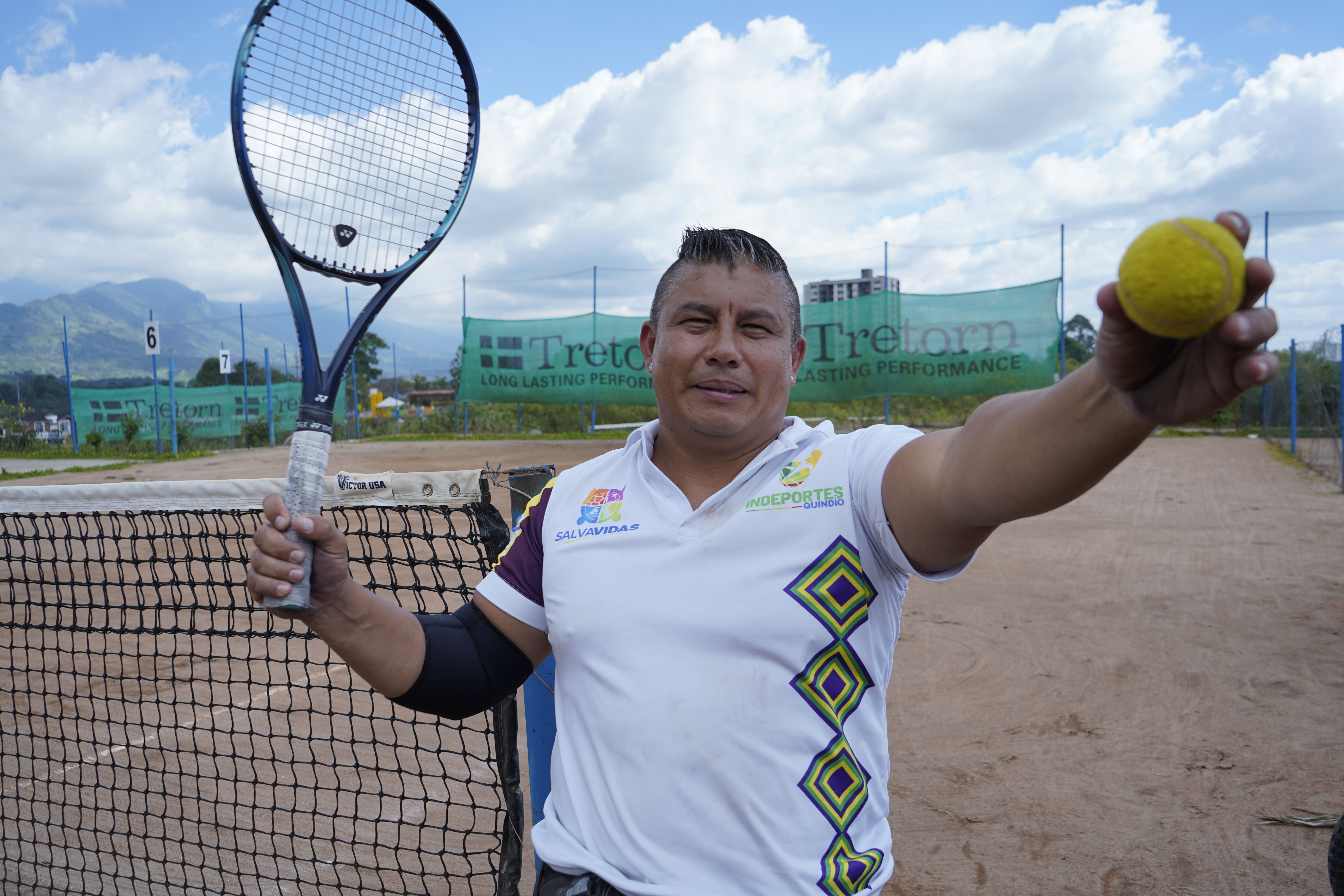 NUEVO TÉCNICO DE TENIS DE CAMPO EN SILLA DE RUEDAS LE APUESTA AL ORO EN JUEGOS PARANACIONALES 2023