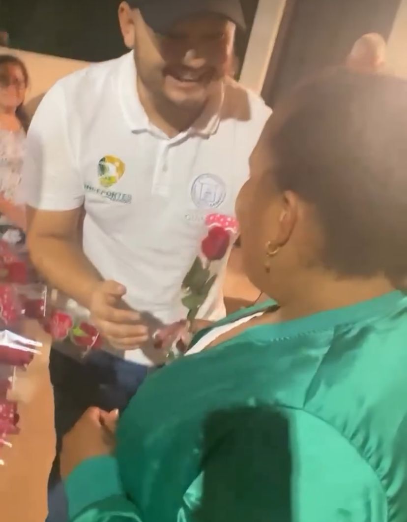 EN CIRCASIA, CELEBRAMOS EL DÍA DE LA MADRE EN COMPAÑÍA DE LAS USUARIAS DE INDEPORTES