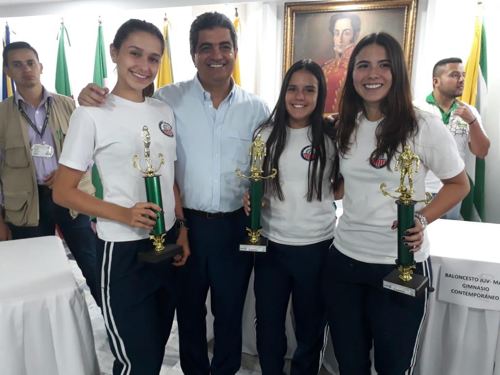 DELEGACIÓN QUINDIANA YA ESTÁ EN MANIZALES