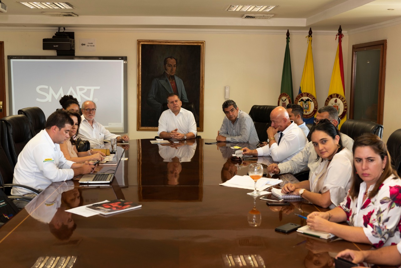 GOBERNADORES DEL EJE CAFETERO CONFÍAN EN QUE SE RECONOZCAN LAS CAPACIDADES DE LA REGIÓN PARA OBTENER SEDE DE LOS JUEGOS NACIONALES Y PARANACIONALES 2023