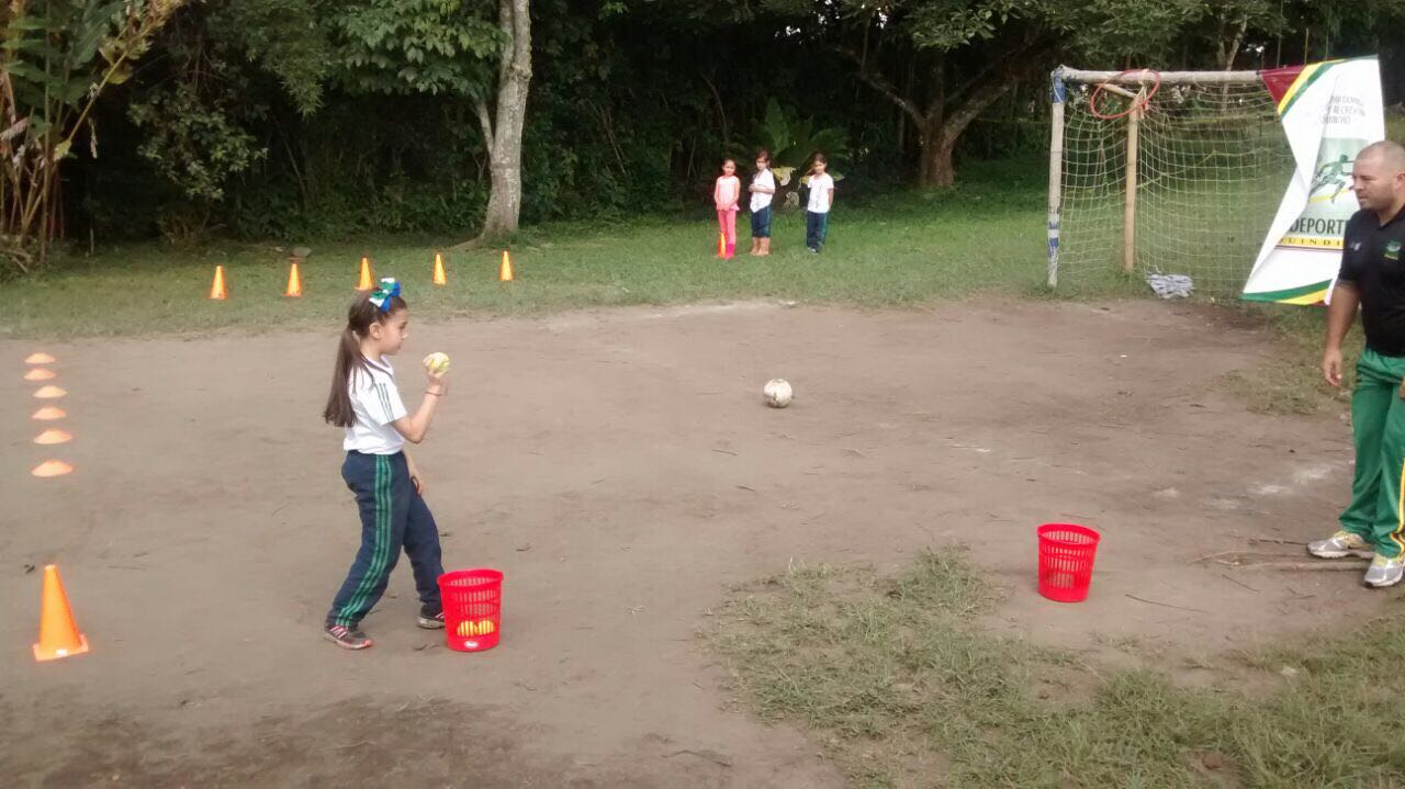 REALIZACIÓN FESTIVAL ESCOLARES EN EL MUNICIPIO DE SALENTO