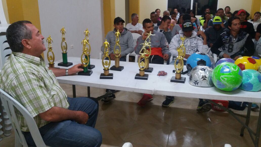 PREMIACION JUEGOS CAMPESINOS VEREDALES