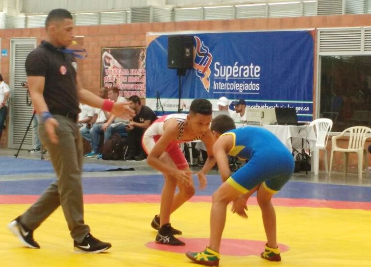 LUCHA SIGUE HOY SU PROGRAMACIÓN CON LA RAMA FEMENINA
