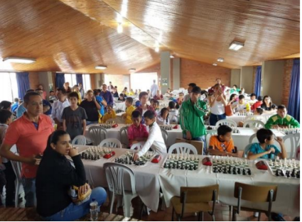 BRILLANTE ACTUACIÓN DEL AJEDREZ QUINDIANO EN NACIONAL INFANTIL